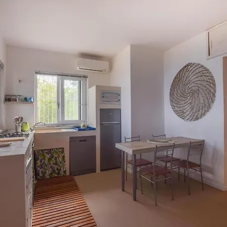 2 Bedroom Amazing Home In Staletti Casa de Férias *