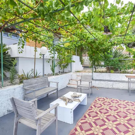 2 Bedroom Amazing Home In Staletti Σπίτι διακοπών Stalettì